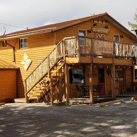 Copperline Lodge