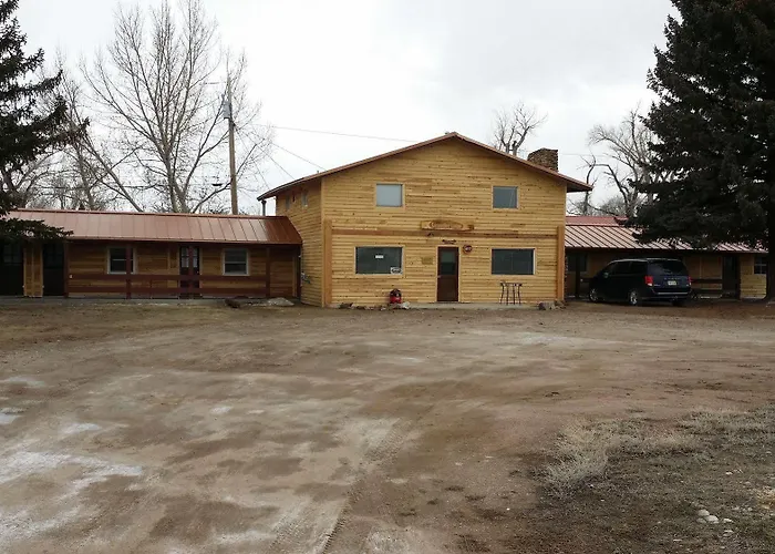 Copperline Inn