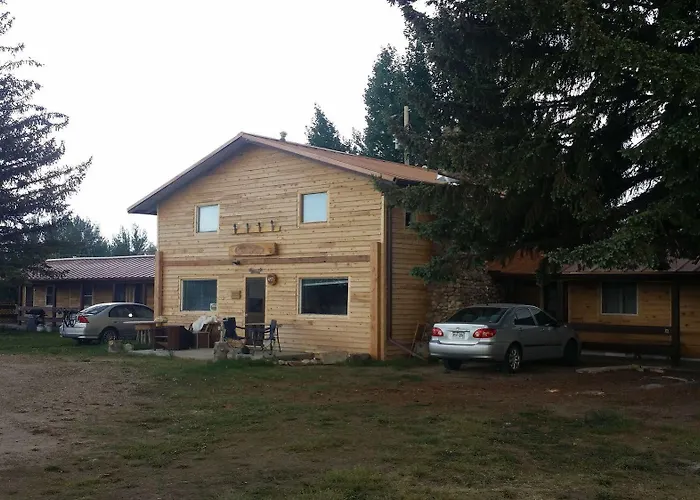 Copperline Inn