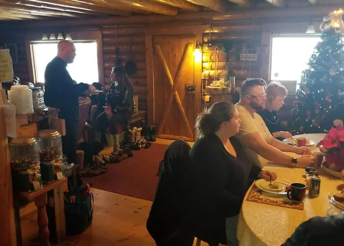Copperline Inn 2*